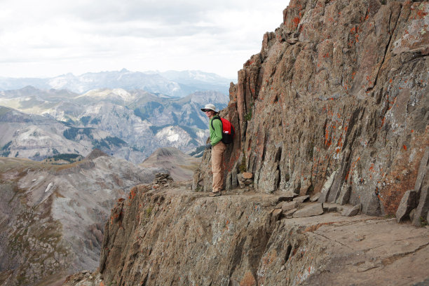科罗拉多州圣胡安山脉的维特霍恩山，适合成熟的女性攀岩。图片下载