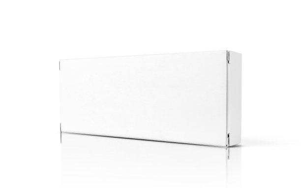 白色硬纸板纸盒的产品设计模型隔离在白色背景图片下载