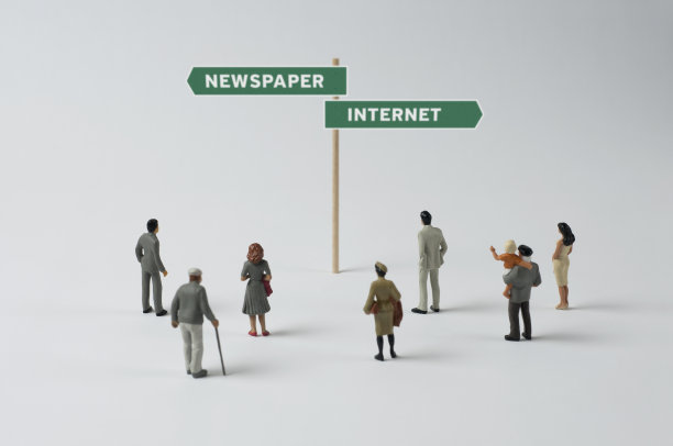 十字路口:报纸-互联网图片下载