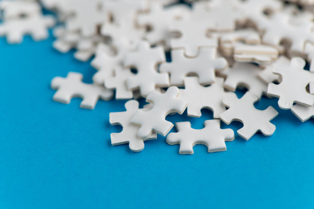 白色的难题图片下载