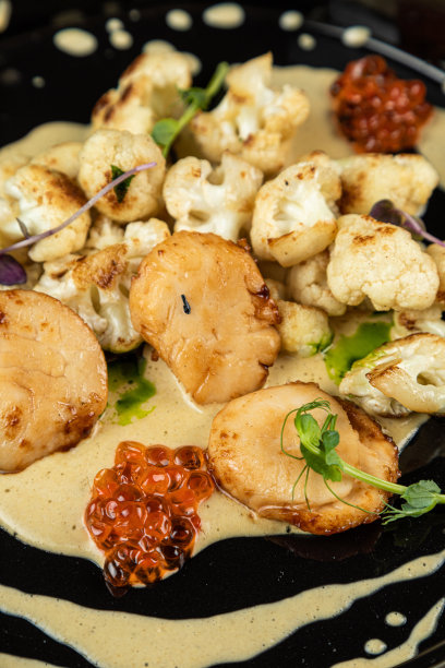 食物，意大利肉丸面，帕尔马干酪和番茄酱，意大利肉酱宽面条，图片下载