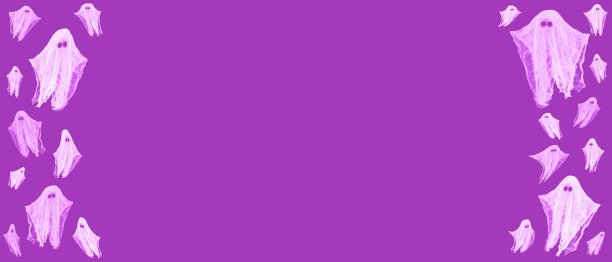 可爱的飞行幽灵在紫罗兰色背景，万圣节横幅与复制空间图片下载