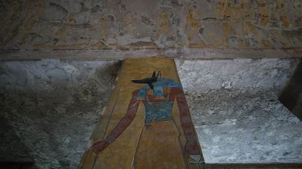 帝王谷：卢克索，埃及，塔沃斯ert和塞特纳赫特墓，阿努比斯死亡之神，粉彩壁画风格图片下载