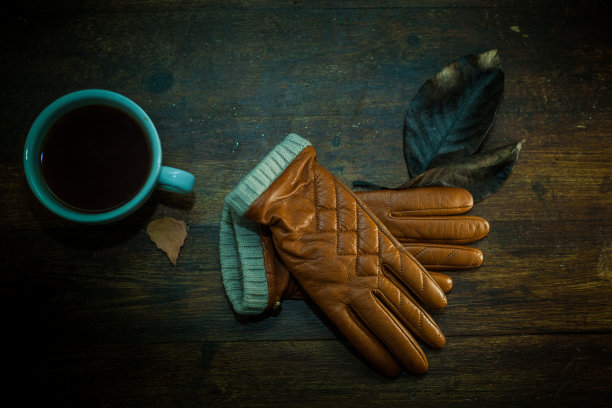 秋天的手套图片下载