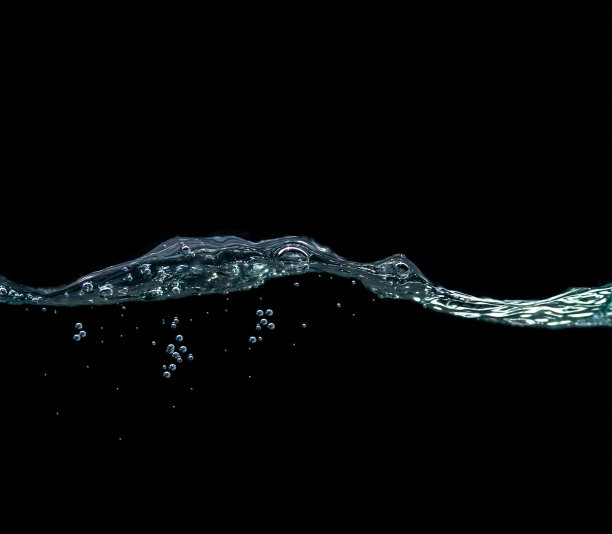 蓝水波和气泡图片下载