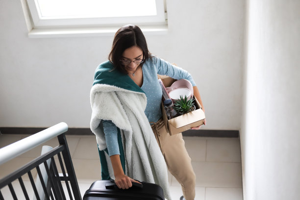 在移动。图片下载