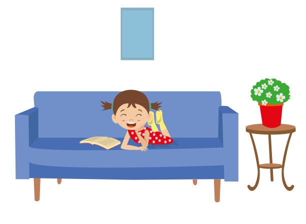 女孩躺在沙发上看书图片下载