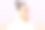 年轻的梦想放松的女人保持眼睛闭着，听着最喜欢的音乐在无线耳机图片下载