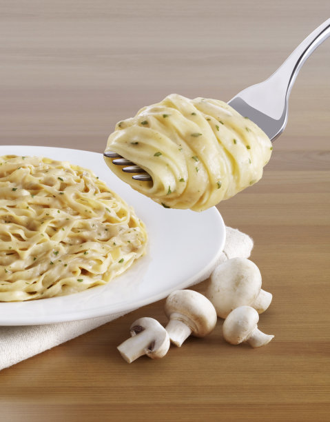 蘑菇酱意大利面图片下载