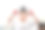 在国际学校的教室里，年轻的亚洲男孩把飞机模型戴在头上。看相机。在课堂上玩耍感觉快乐和享受。回到学校和教育理念图片下载