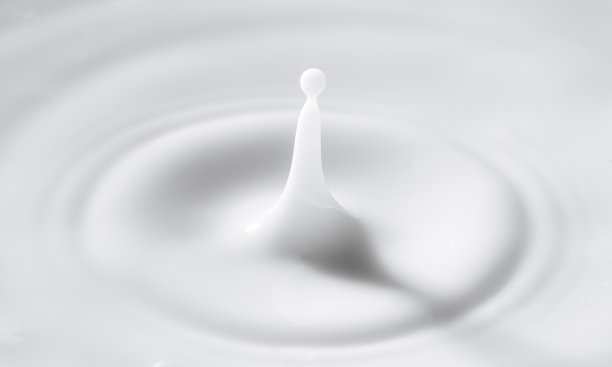 奶滴宏，奶滴带涟漪图片下载