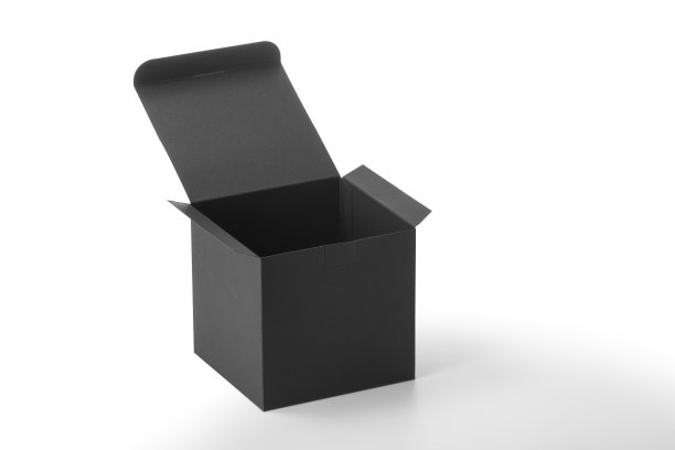 纸盒模型立方体在白色背景。影棚拍摄。图片下载