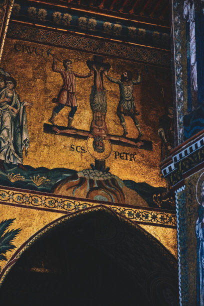 西西里岛蒙雷亚尔大教堂拜占庭马赛克的美丽照片图片下载