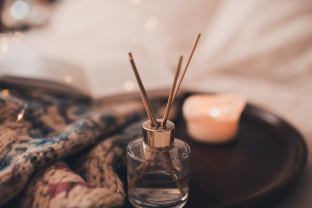 家庭气味扩散床上特写图片下载