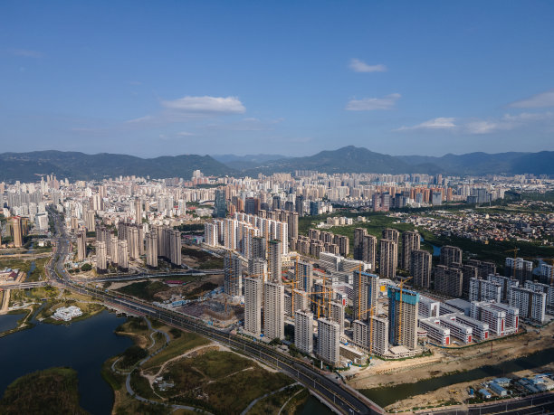 城市建筑的空中视觉图片下载