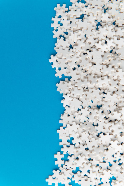 白色的难题图片下载