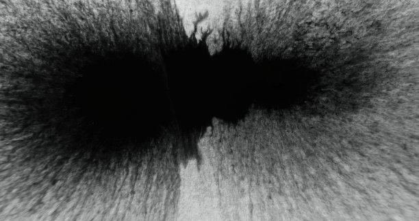 黑墨飞溅质地湿染污渍飞溅图片下载