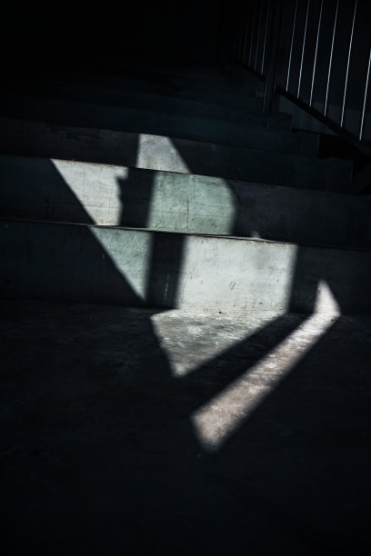 光影楼梯图片下载