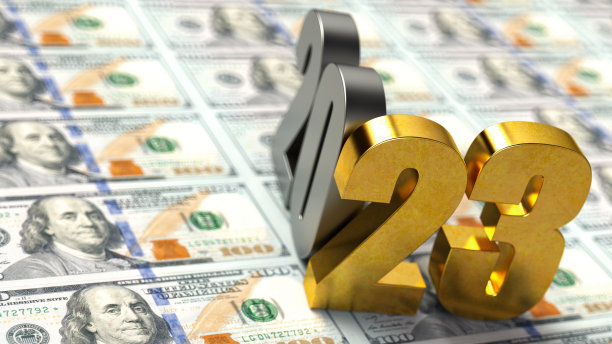 金色的2023坐在美元纸币上图片下载