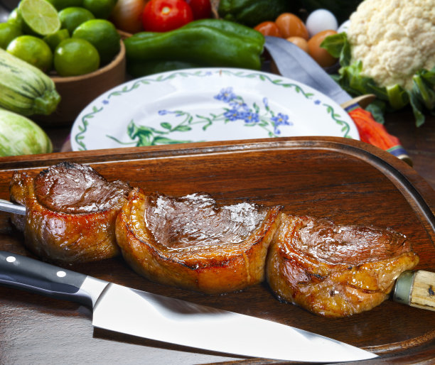 Picanha，巴西传统烧烤。图片下载