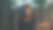 年轻人戴着头戴式LED灯站在黑色吊杆后面图片下载