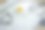 在家烘焙饼干的过程，曲奇刀在面团和擀面杖上的特写图片下载