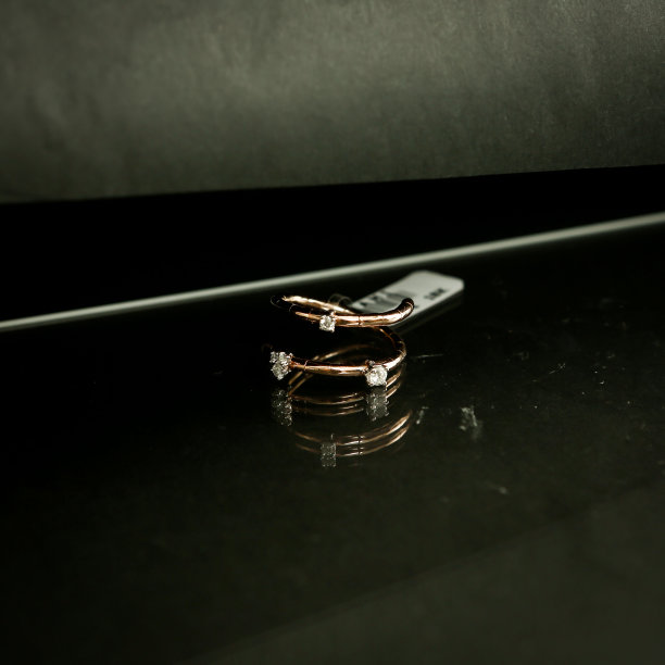 黄金和钻石首饰图片下载