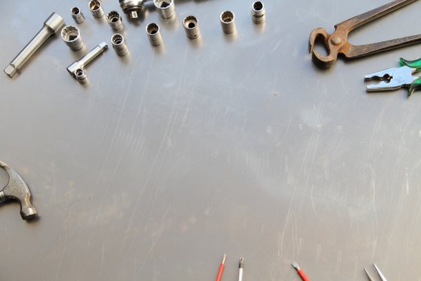 工作台上的工具图片下载