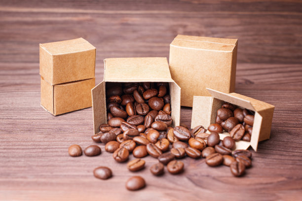 一堆装着烤咖啡豆的小盒子图片下载