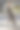 漂亮的年轻女子正在使用智能手机图片下载