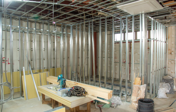 店内室内施工正在进行中图片下载
