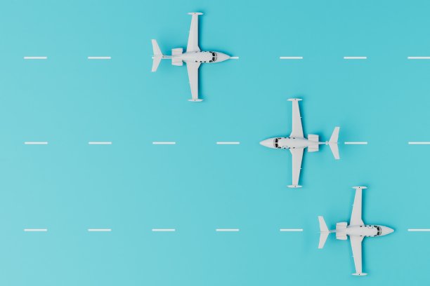 乘飞机旅行。蓝色背景下，机场跑道上的飞机。三维渲染图片下载