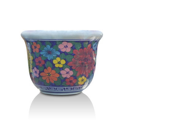 老青花陶瓷锅在白底，装饰，对象，家，房子，古着，复制空间图片下载