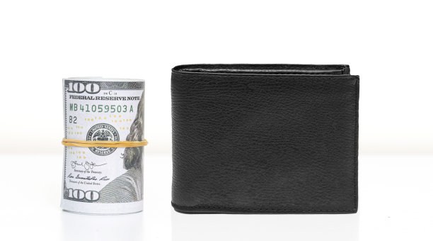 一百美元和钱包图片下载