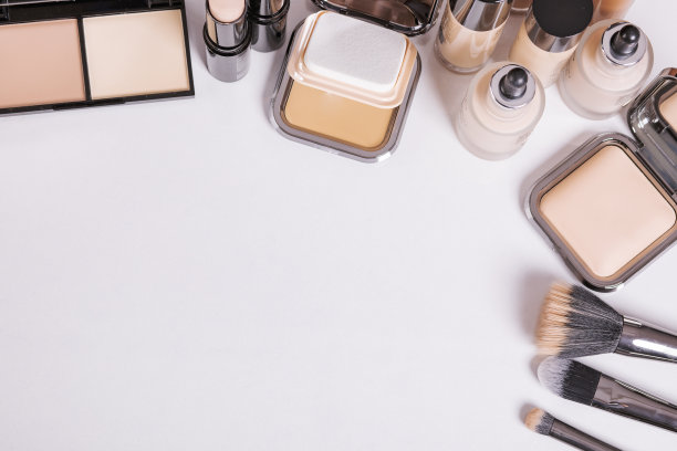 用复制空间进行背景合成图片下载