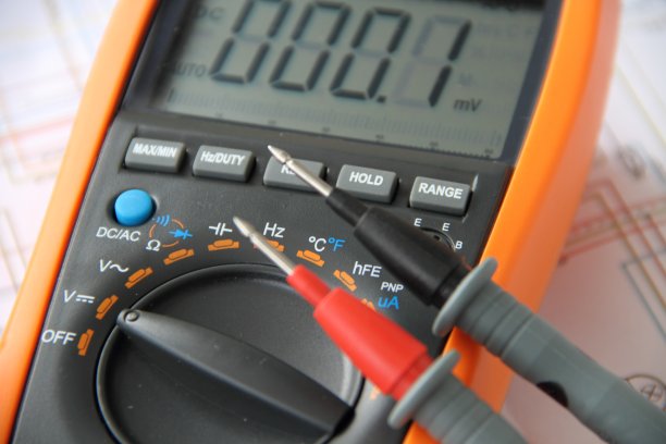 一种带有电路图的测量装置图片下载