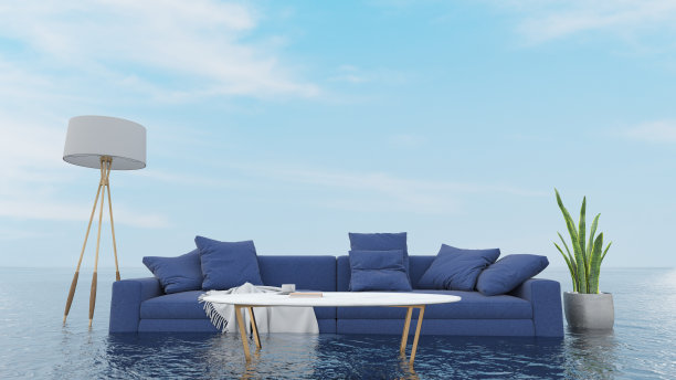 大海中央的客厅沙发图片下载