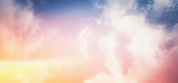 天空中彩色云的3d插图图片下载