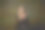 美丽的一天。画像的年轻女孩作为蒙娜丽莎的照片摆姿势在黑暗的复古背景。复古风格，艺术，时尚，比较时代的概念。图片下载
