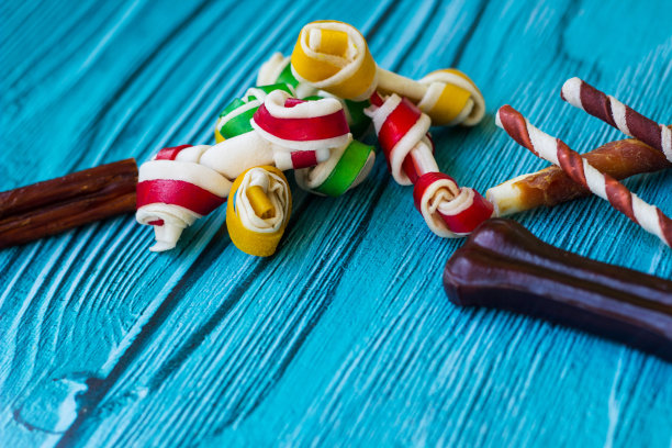 美味的狗粮图片下载