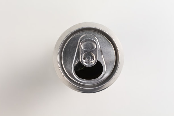 铝可以隔离在白色背景上。图片下载