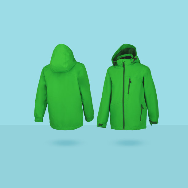 冬季夹克，卫衣，登山夹克和雪景冬季服装。蠕虫冬季卫衣夹克孤立的背景与裁剪路径图片下载