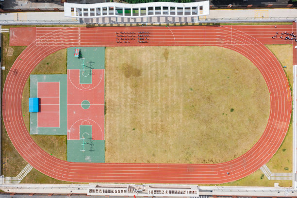 室外运动场鸟瞰图图片下载