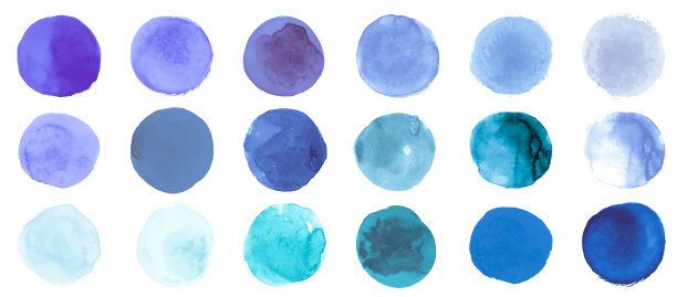 蜡笔水彩点。在纸上画抽象的圆圈。墨水飞溅的元素。垃圾蓝色水彩点。图形图片下载