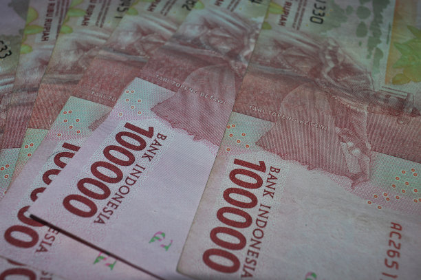 印尼货币背景:10万印尼盾图片下载