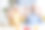 一对老夫妇庆祝2023年新年的画像。图片下载