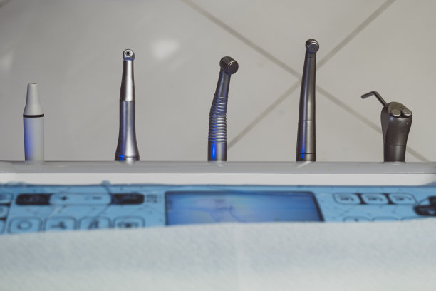 牙科工具及设备图片下载