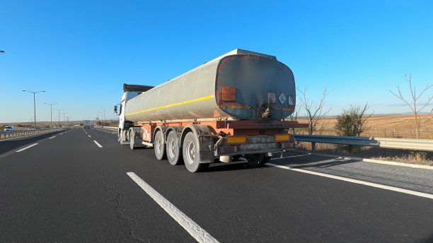 沥青材料运输图片下载