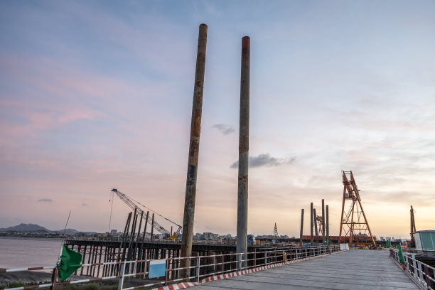 在建高速公路工程施工现场图片下载