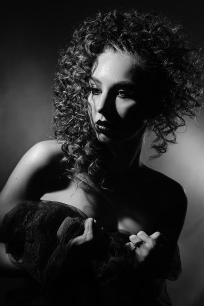 奢华的女性肖像图片下载